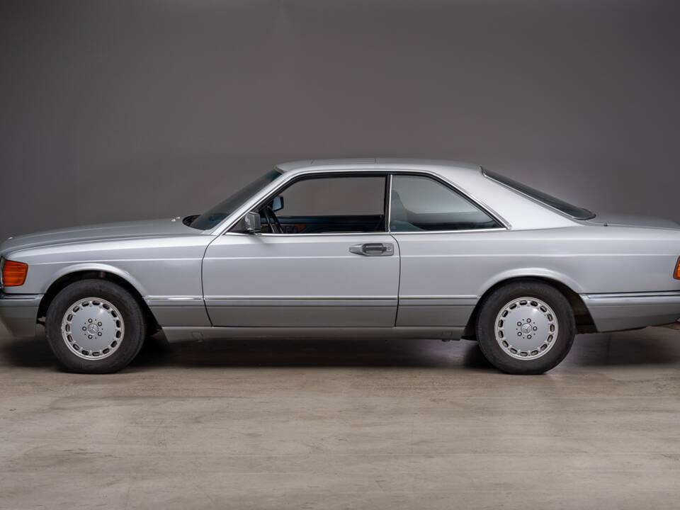 Bild 5/35 von Mercedes-Benz 560 SEC (1988)