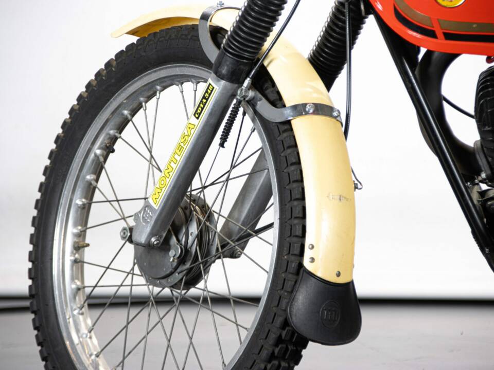Image 21/50 of Montesa Cota 349 Trial (1980)