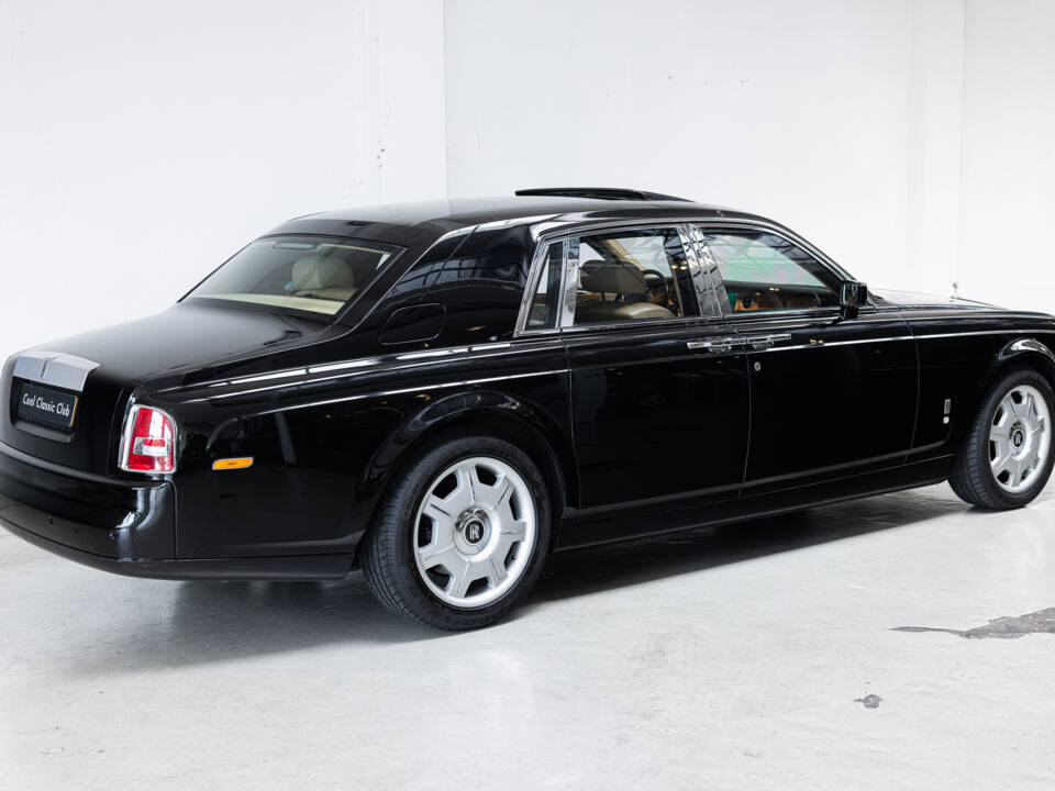 Image 39/40 de Rolls-Royce Phantom VII (2005)