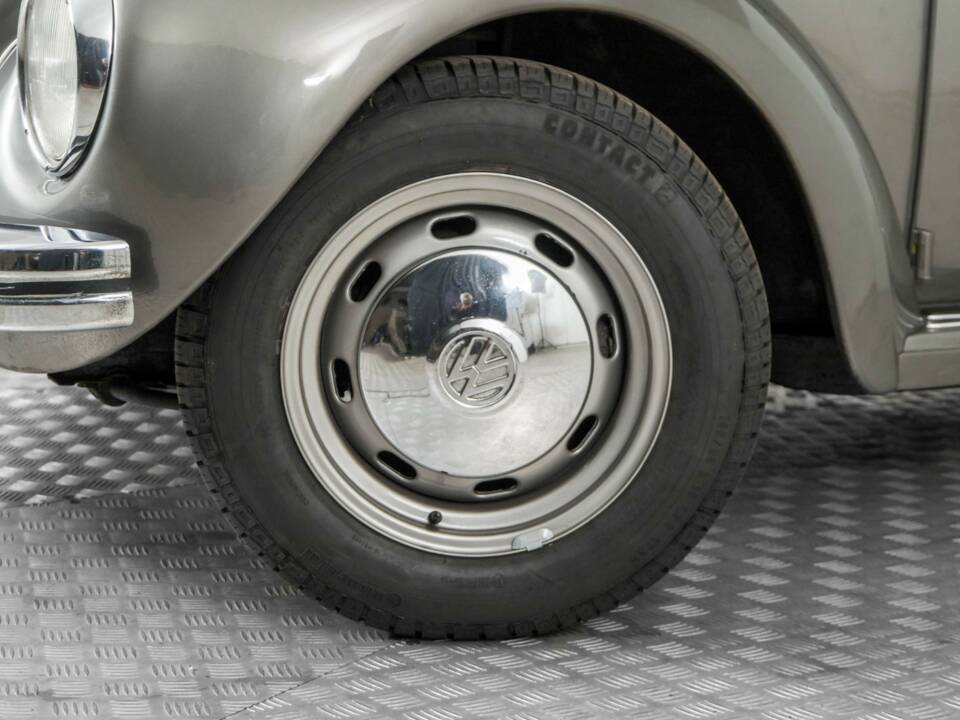 Image 4/50 of Volkswagen Beetle 1303 LS (1971)