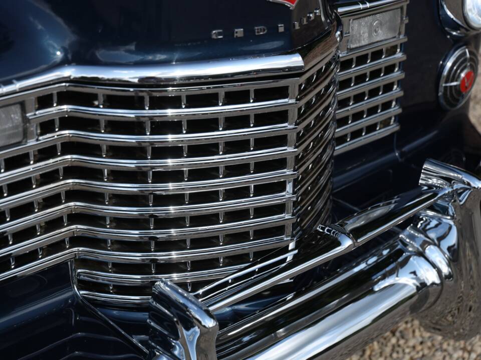 Image 46/50 de Cadillac 62 Convertible (1941)