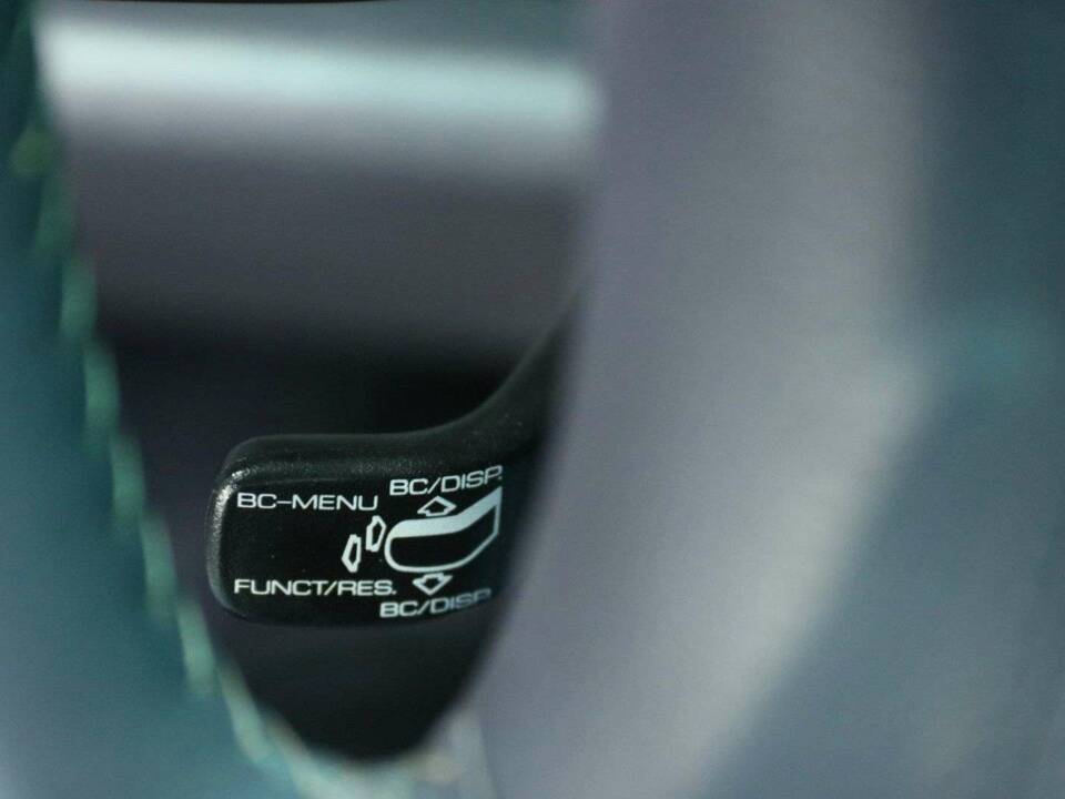 Immagine 17/50 di Porsche 911 Carrera 4 (1993)