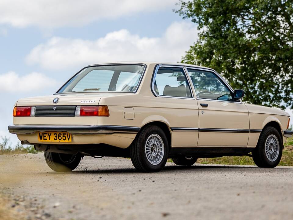 Image 3/48 of BMW 320/6 (1980)