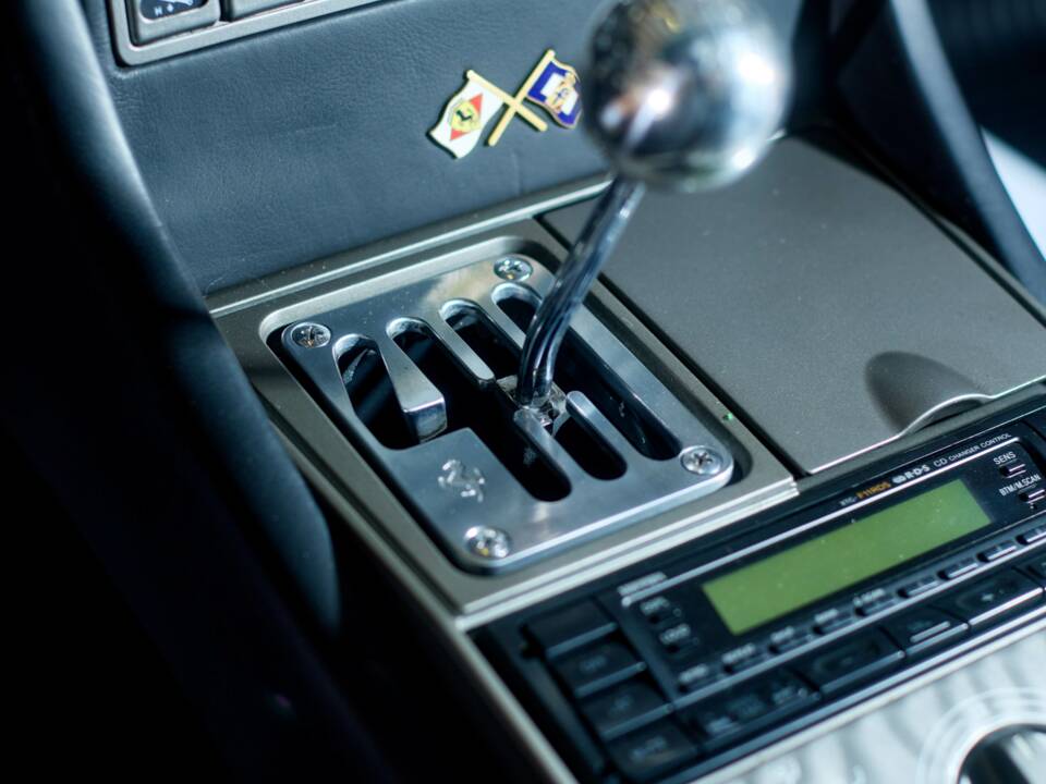 Image 33/35 of Ferrari 456 GT (1995)
