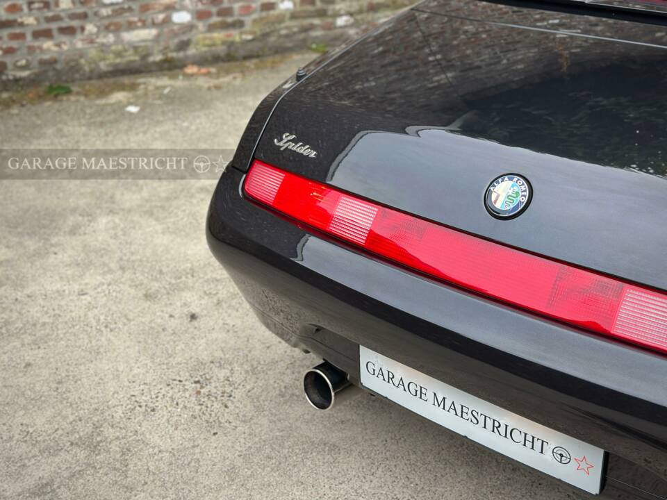 Image 17/59 of Alfa Romeo Spider 2.0 JTS (2003)