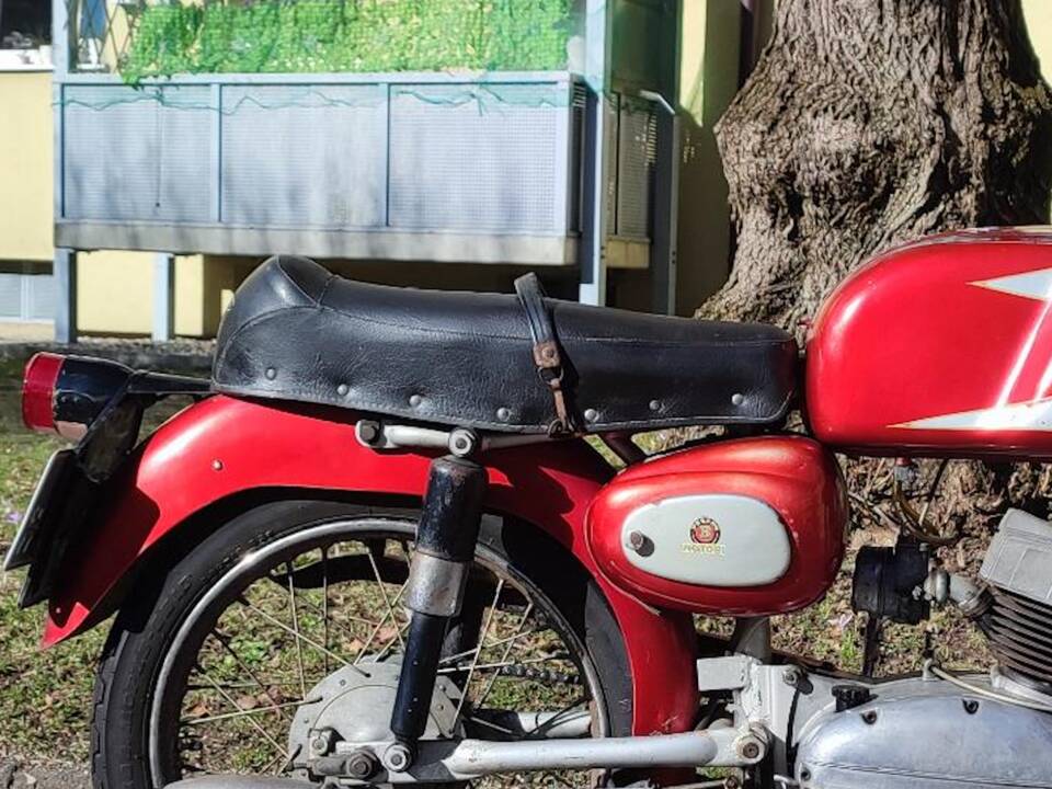 Immagine 46/49 di Benelli Nuovo Leoncino (1965)