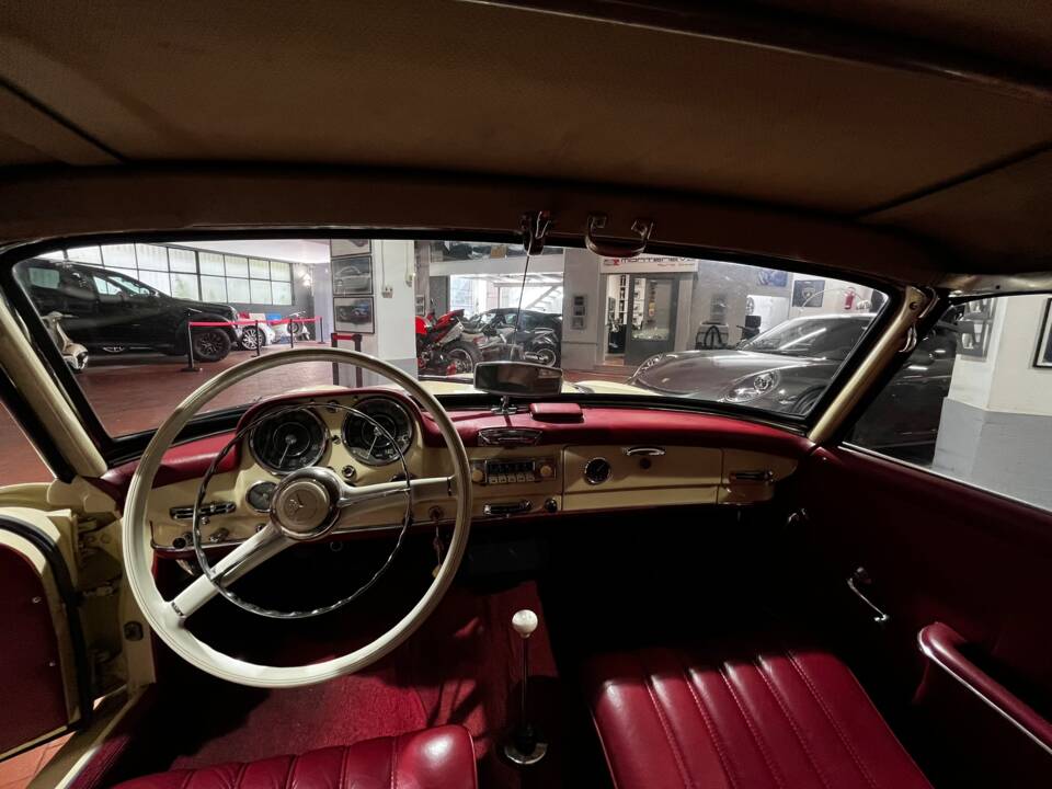 Image 34/58 of Mercedes-Benz 190 SL (1955)