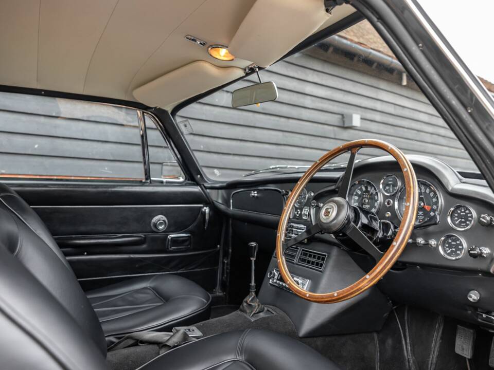 Afbeelding 5/50 van Aston Martin DB 6 (1967)