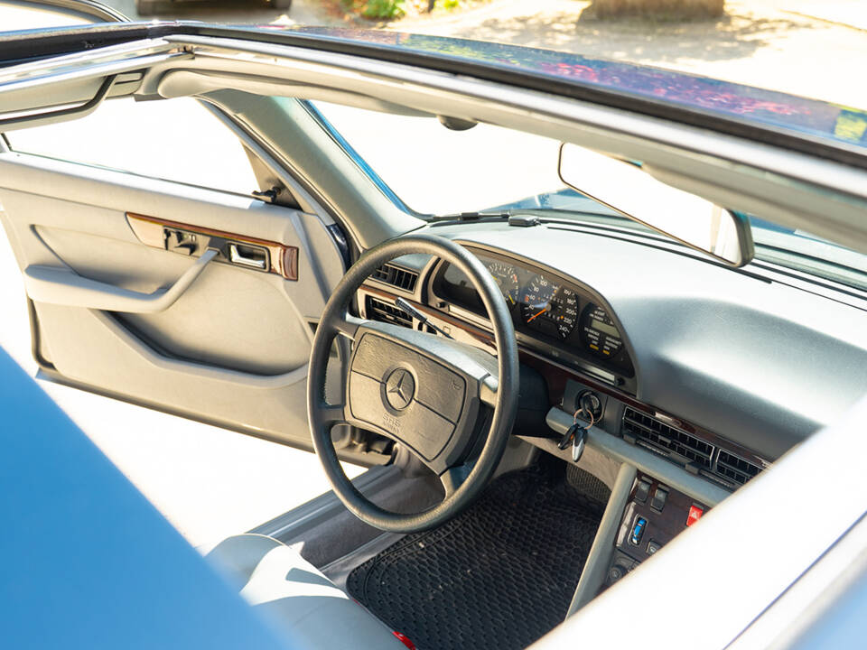Bild 51/64 von Mercedes-Benz 500 SEL (1984)