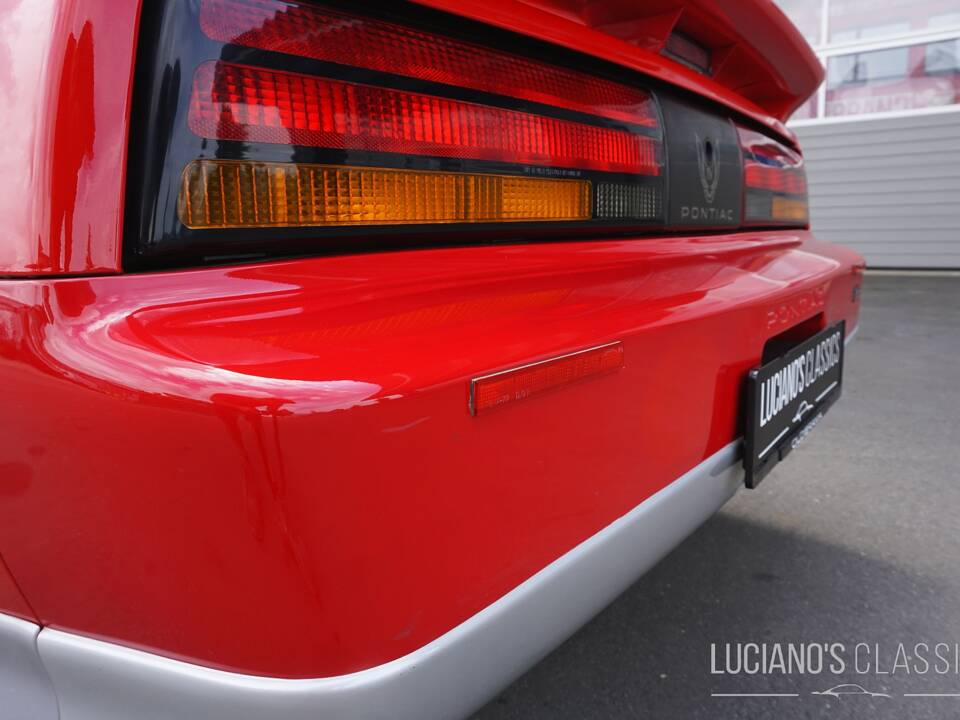 Bild 28/66 von Pontiac Firebird TransAm (1989)