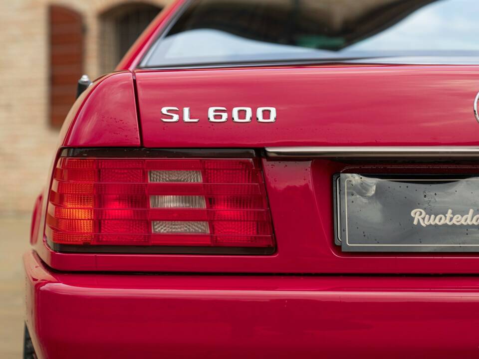 Image 23/50 de Mercedes-Benz SL 600 (1994)