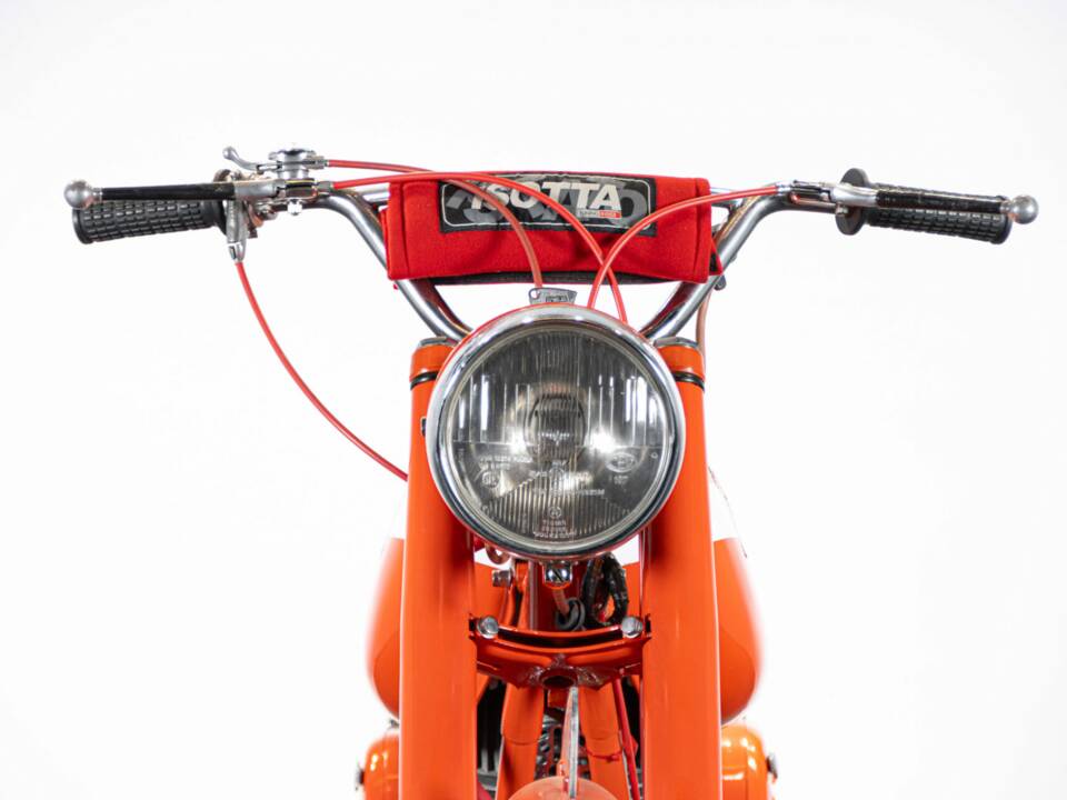 Bild 28/50 von Gilera Giubileo 175 Sport (1963)