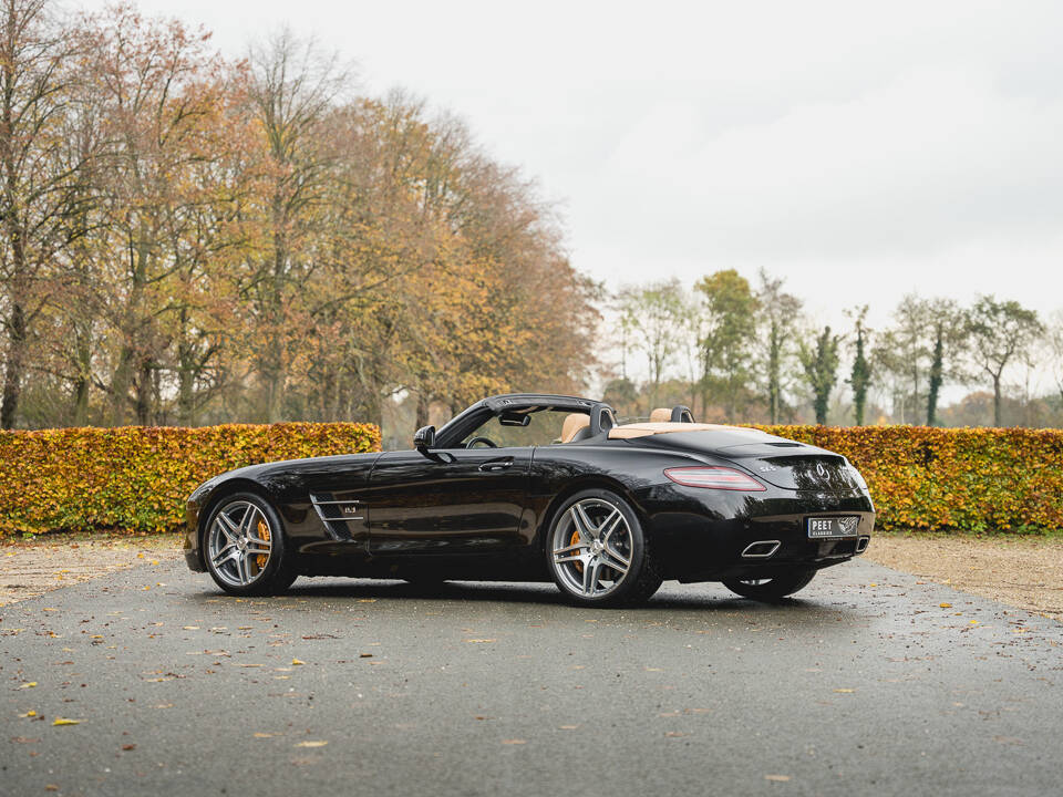 Bild 17/100 von Mercedes-Benz SLS AMG Roadster (2011)