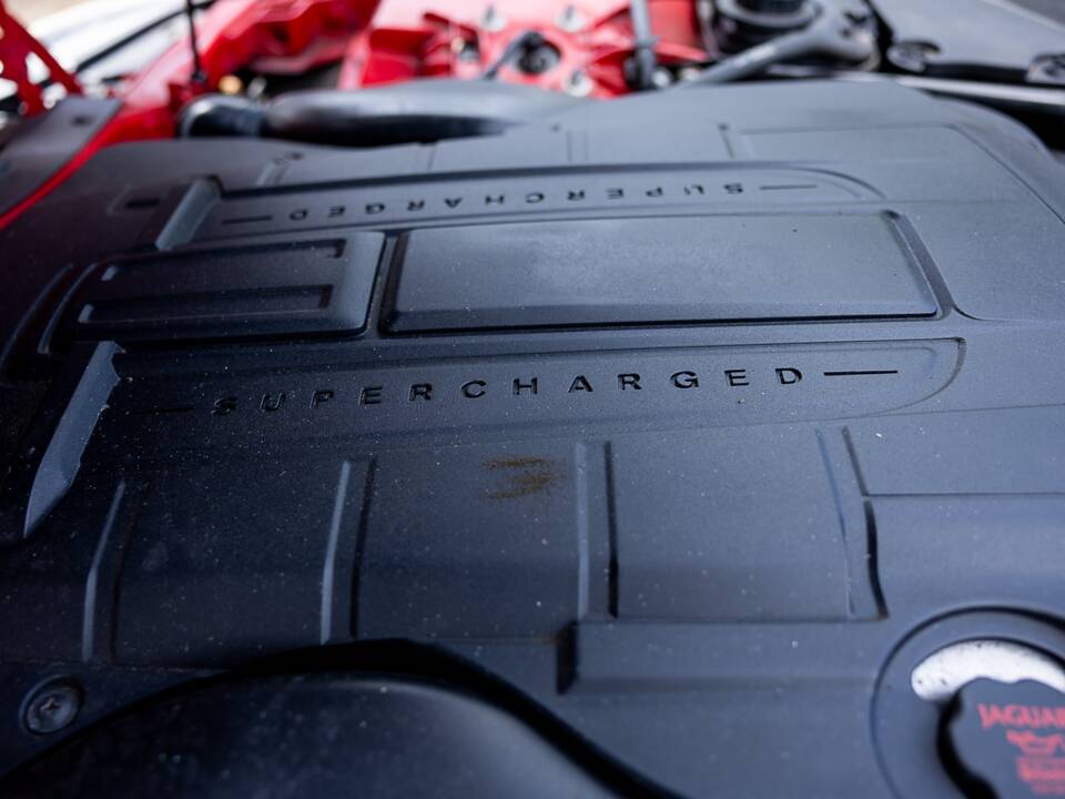 Image 45/50 of Jaguar XKR (2007)