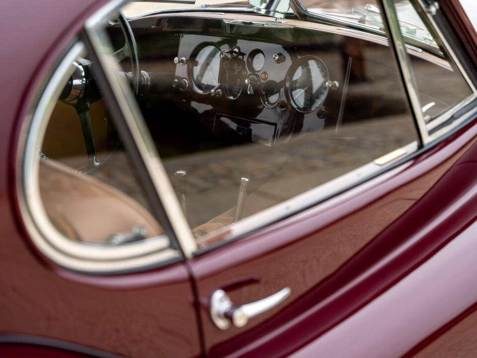 Afbeelding 20/50 van Jaguar XK 120 SE FHC (1952)