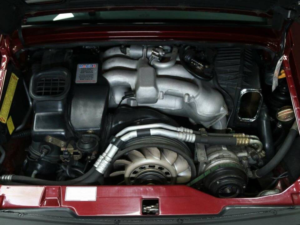 Image 43/50 de Porsche 911 Carrera 4S (1996)