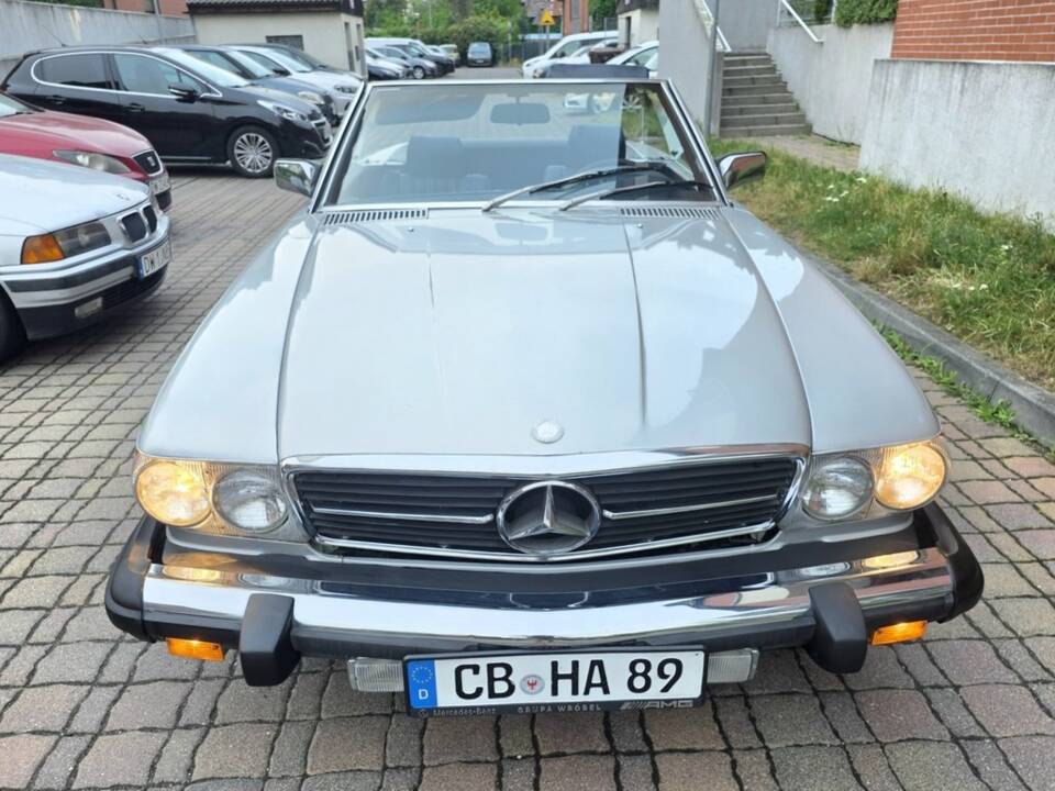 Image 4/8 de Mercedes-Benz 380 SL (1981)