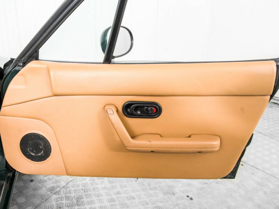 Image 32/50 de Mazda MX-5 1.6 (1993)
