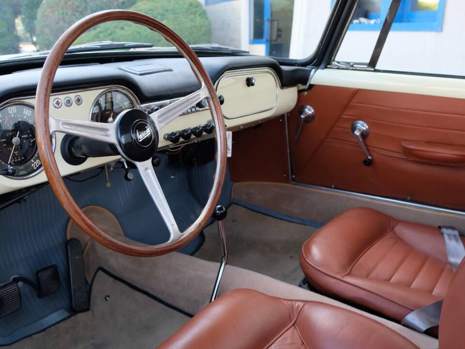 Imagen 7/40 de Lancia Flaminia GT Touring (1961)