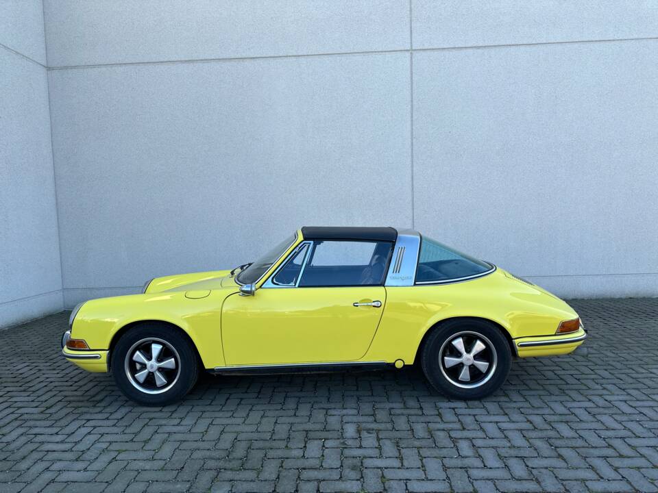 Image 7/46 of Porsche 911 2.2 T (1969)