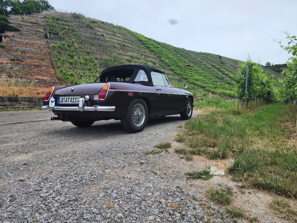 Image 33/55 of MG MGB (1969)