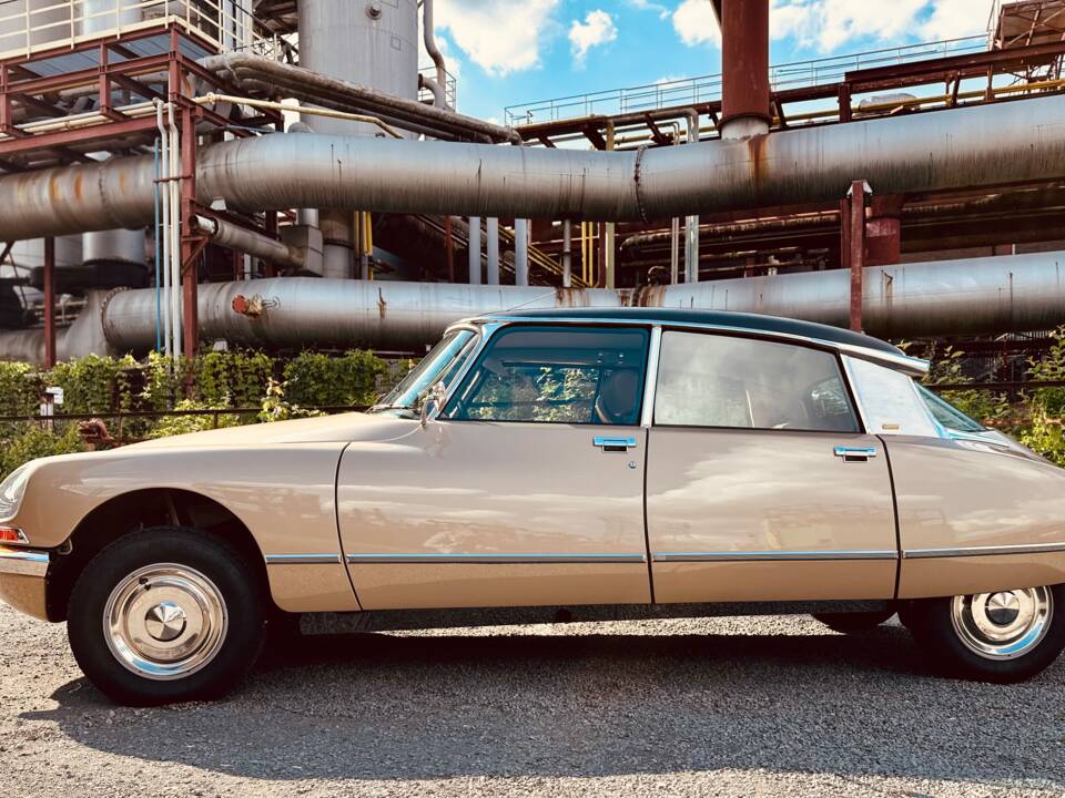 Immagine 33/54 di Citroën DS 21 Pallas (1972)