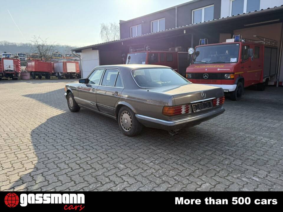 Image 7/15 of Mercedes-Benz 500 SE (1990)