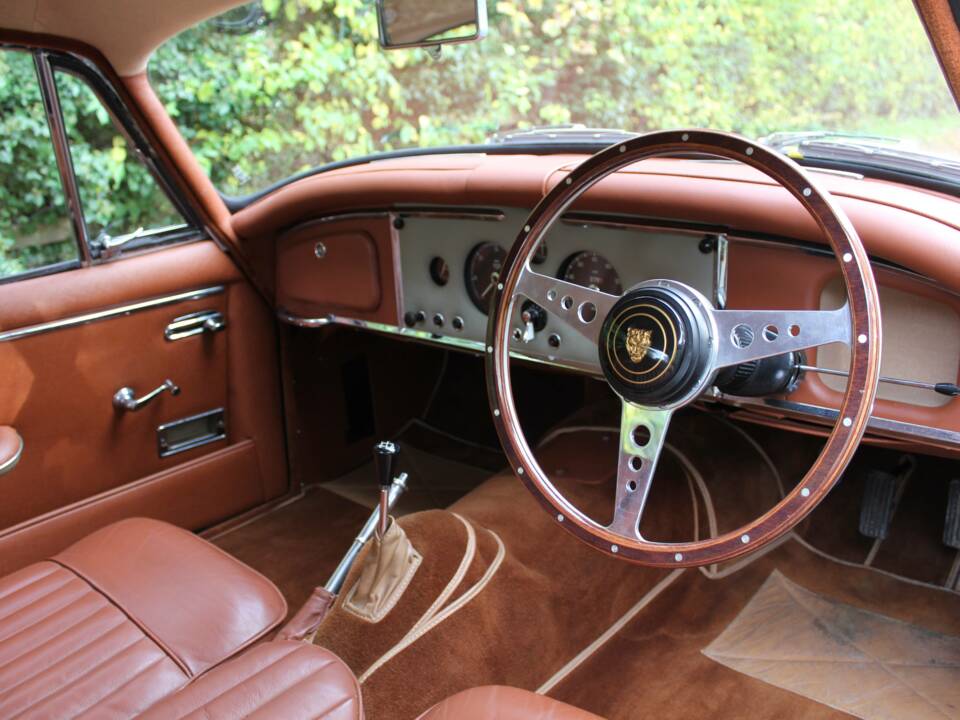 Image 8/17 de Jaguar XK 150 SE FHC (1957)