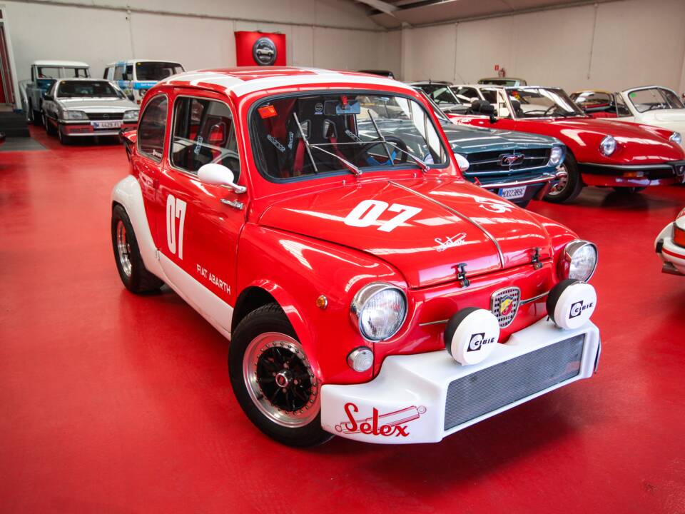 Bild 1/22 von SEAT 600 D (1968)