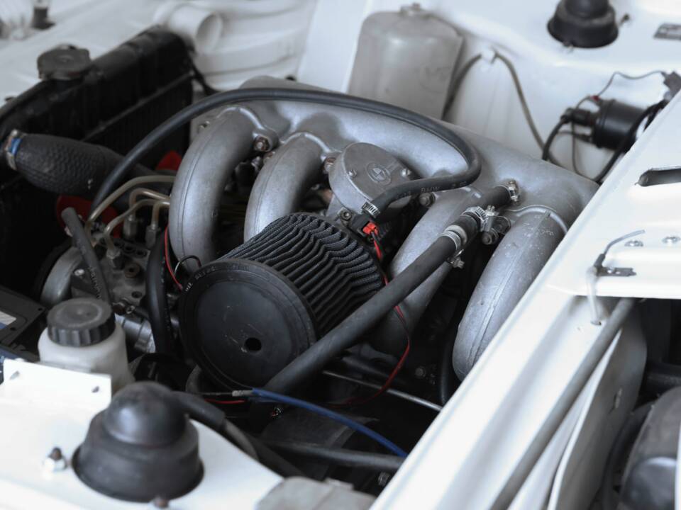 Bild 24/33 von BMW Touring 2000 (1973)