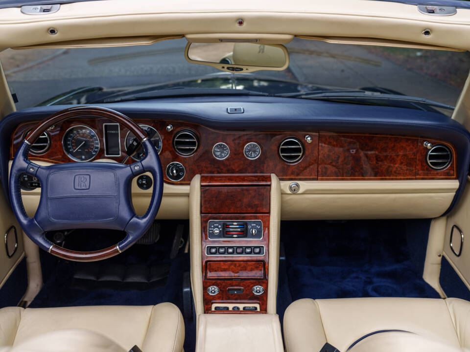 Afbeelding 15/33 van Rolls-Royce Corniche V (2001)