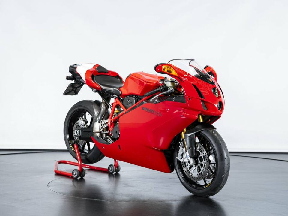 Bild 5/40 von Ducati DUMMY (2004)
