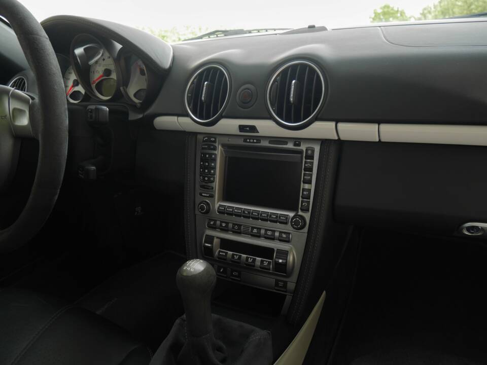 Image 33/50 de Porsche Boxster S (1900)