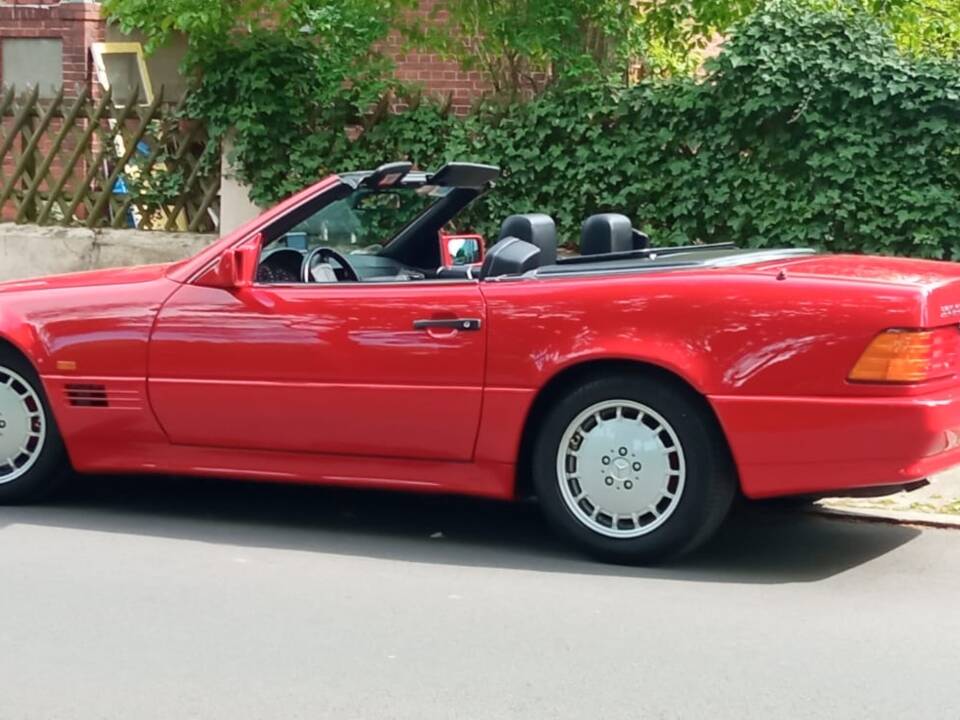 Image 3/5 de Mercedes-Benz 500 SL (1991)