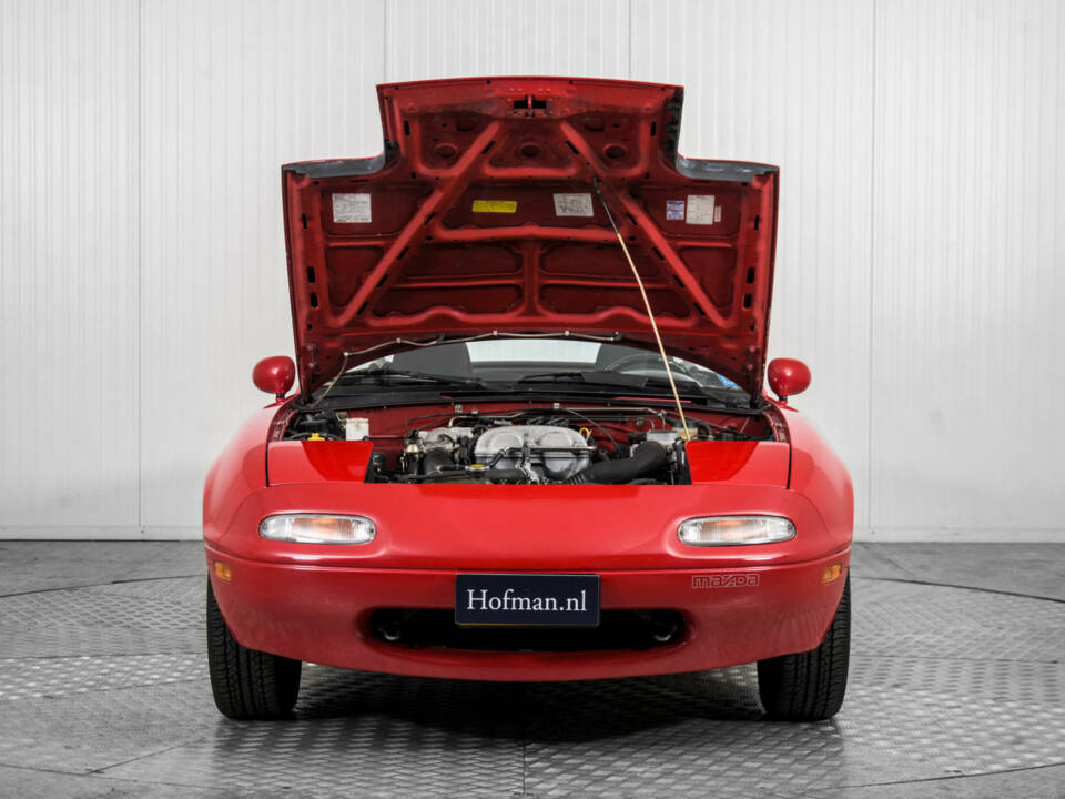 Afbeelding 36/50 van Mazda MX-5 1.6 (1992)