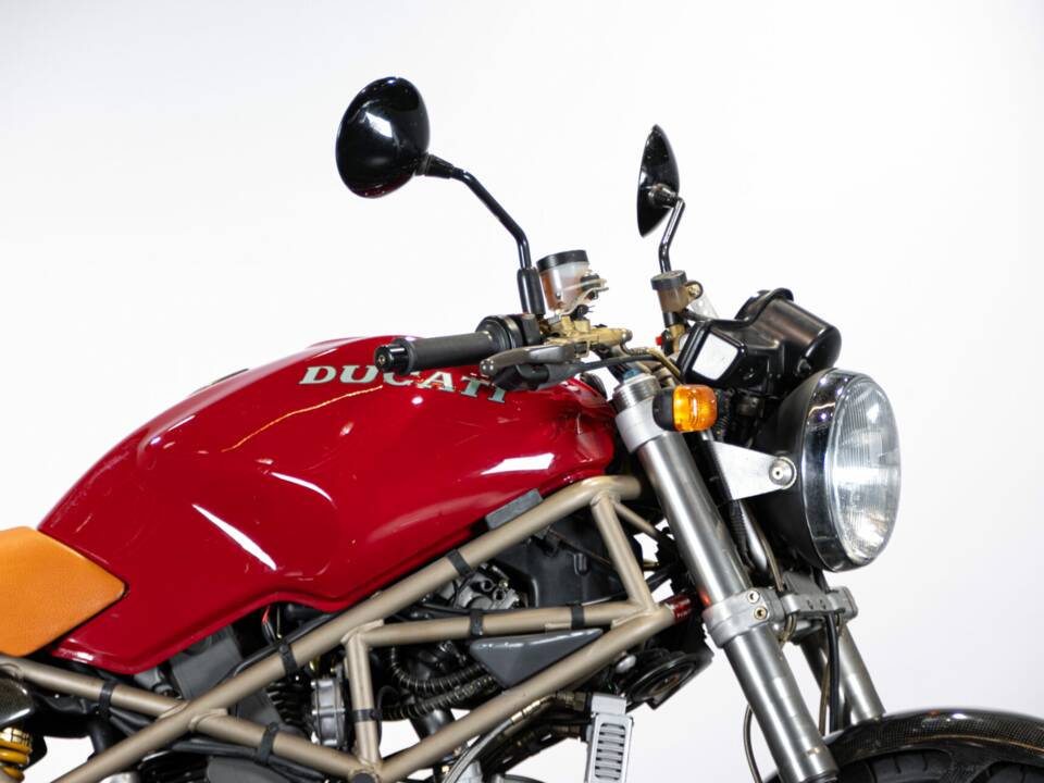 Imagen 38/50 de Ducati Monster 900 (1996)
