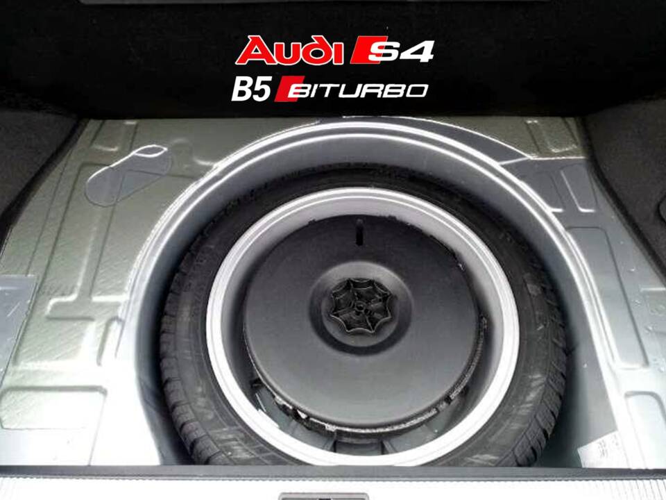 Image 26/50 of Audi S4 Avant (2001)