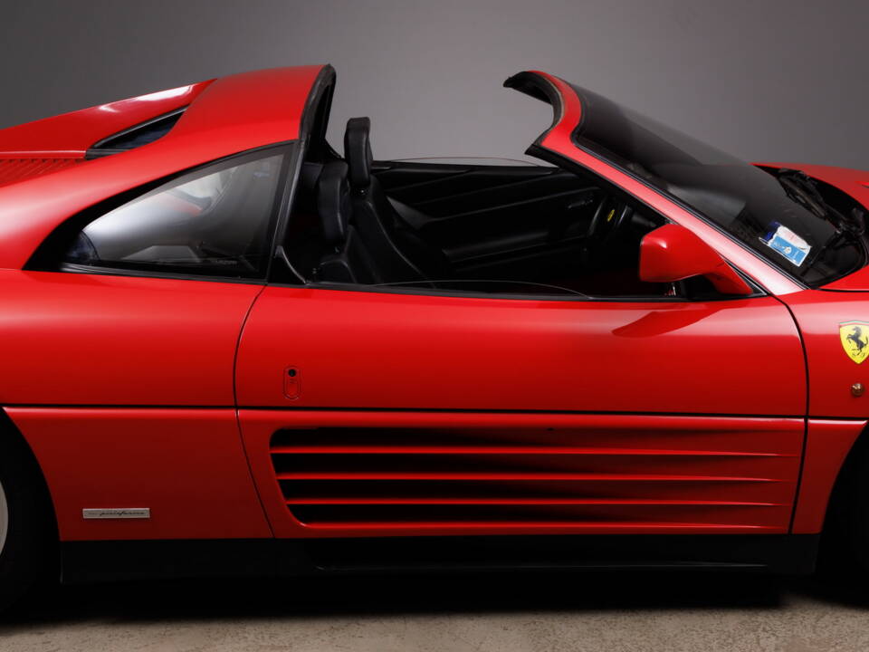 Immagine 15/28 di Ferrari 348 TS (1991)