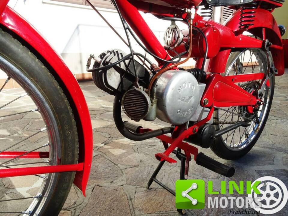 Image 9/10 of Moto Guzzi DUMMY (1956)