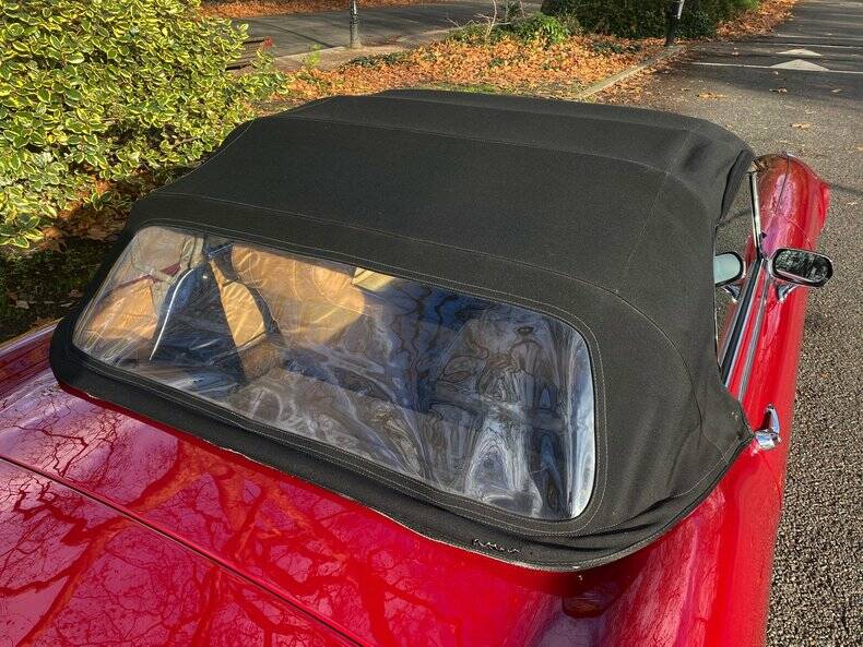 Afbeelding 18/50 van Jaguar E-Type V12 (1973)