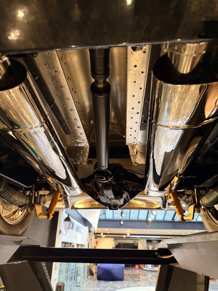 Immagine 28/39 di Jaguar XK 140 DHC (1955)