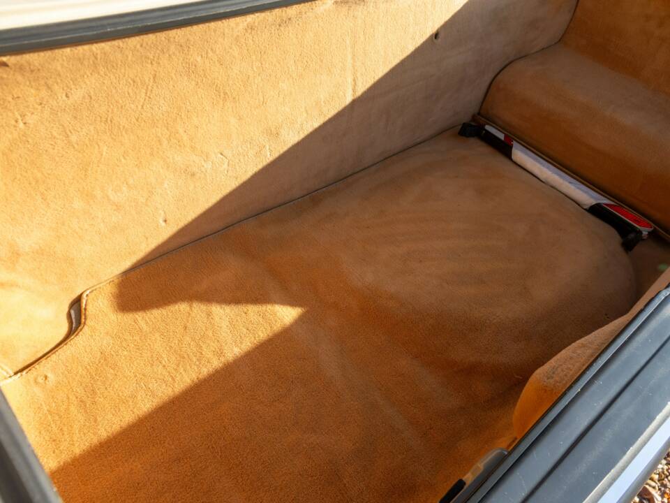 Bild 48/50 von Mercedes-Benz 380 SL (1982)