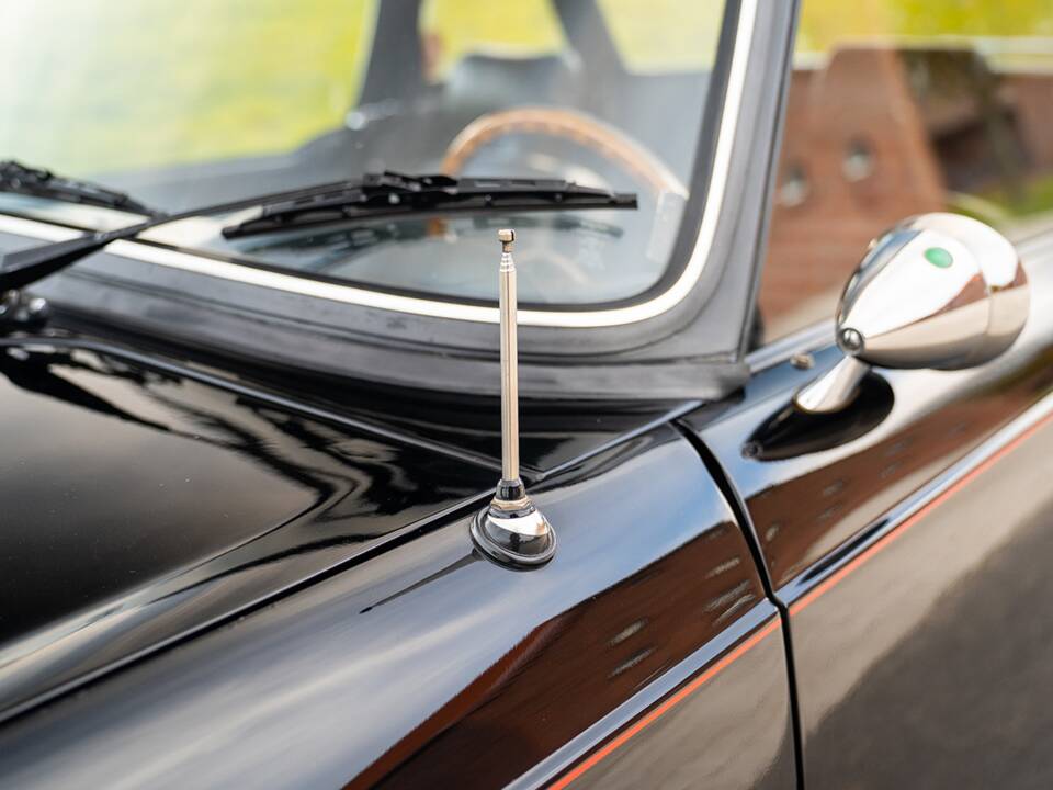 Immagine 13/36 di Triumph TR 6 (1974)