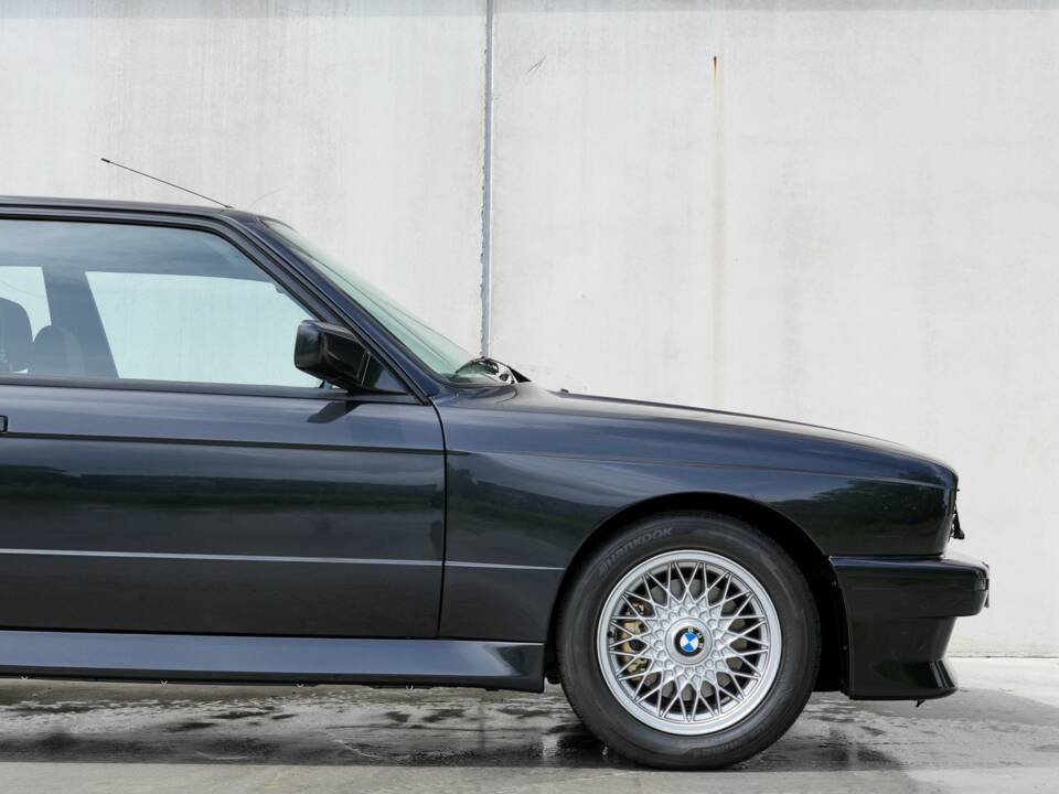 Image 13/34 de BMW M3 (1986)