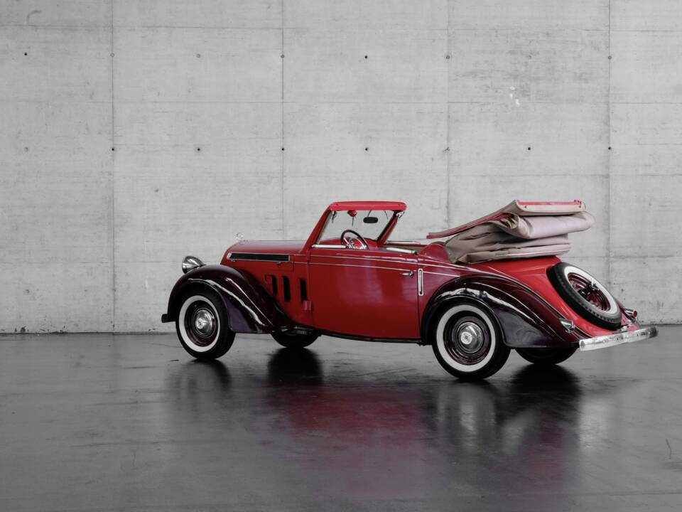 Bild 8/46 von Steyr 220 &quot;Gläser&quot; (1939)