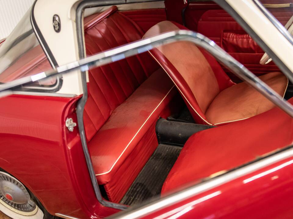 Afbeelding 14/16 van Glas Goggomobil TS 250 (1961)