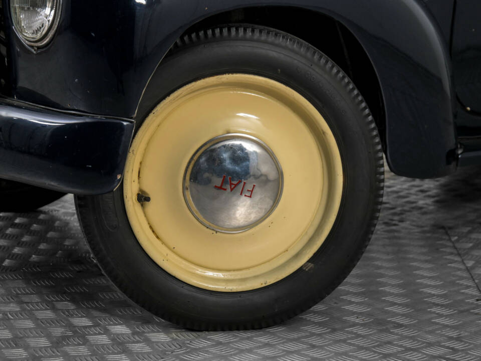 Image 4/50 of FIAT 500 C Topolino (1953)