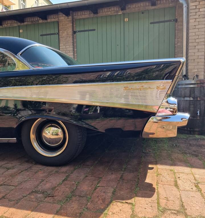 Image 15/144 of Chevrolet Bel Air Hardtop Coupe (1957)