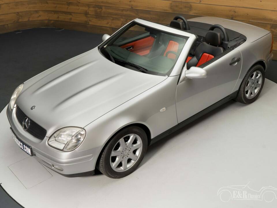 Immagine 3/8 di Mercedes-Benz SLK 230 Kompressor (1999)