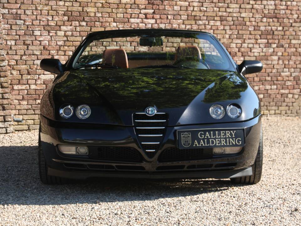 Afbeelding 5/50 van Alfa Romeo Spider 3.2 V6 24V (2003)